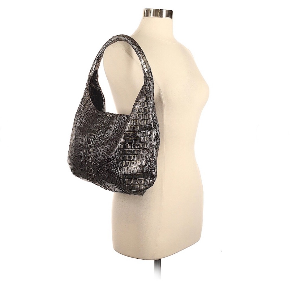 Jana Feifer crocodile hobo bag